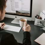 Claude AI и ChatGPT для Вебинаров в Discord: Сравнение и Возможности