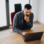 Регистрация в Claude AI в России и генерация изображений для маркетинговых кампаний