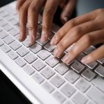 Преимущества использования Claude AI в работе и его настройка