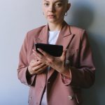 Как оплатить подписку Claude AI из России без регистрации для отчетности