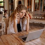 Настройка безопасности в Claude AI с поддержкой Python с голосовым вводом